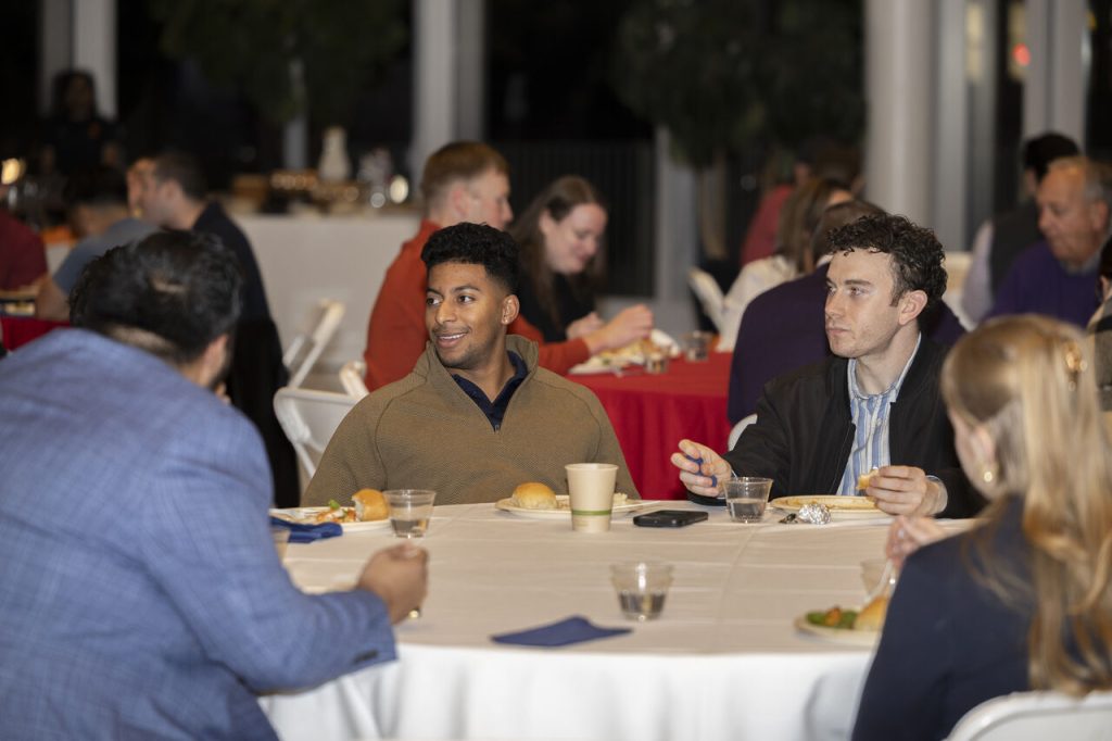 Student veterans attending 2025 friendsgiving.